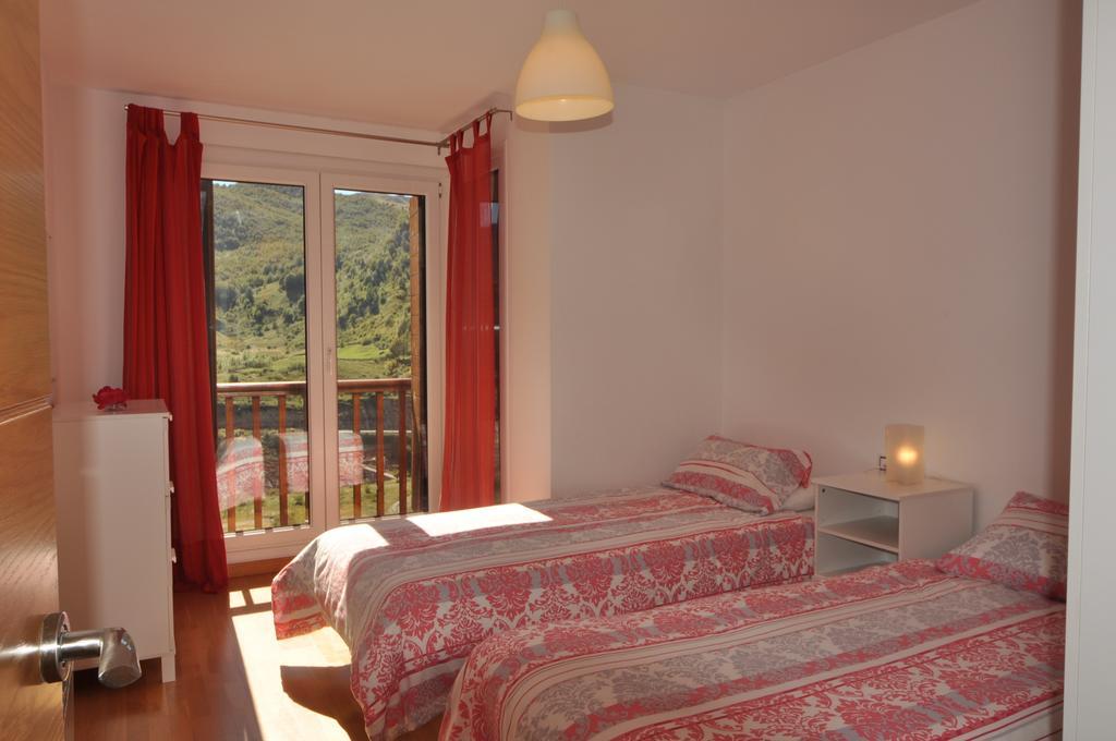 Apartamentos Tirol Formigal Kamer foto
