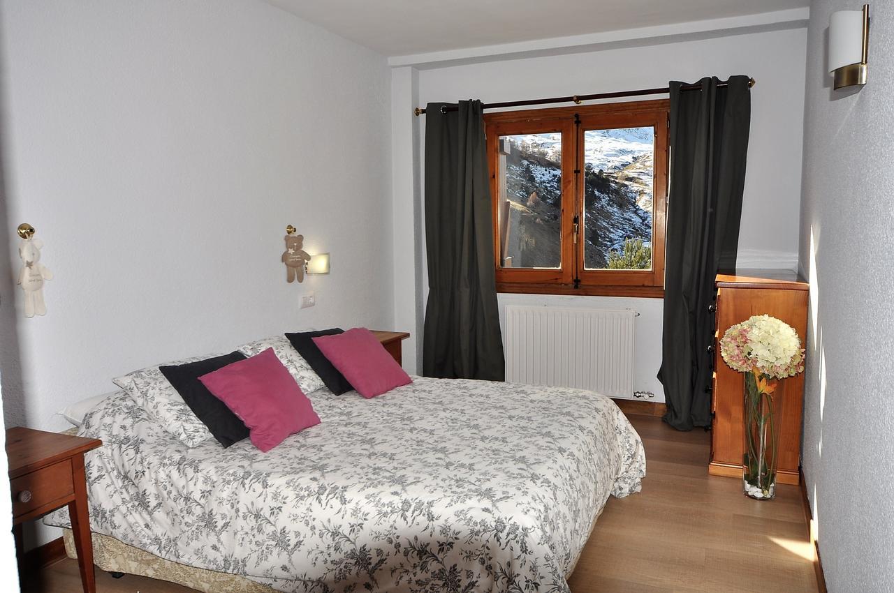 Apartamentos Tirol Formigal Buitenkant foto